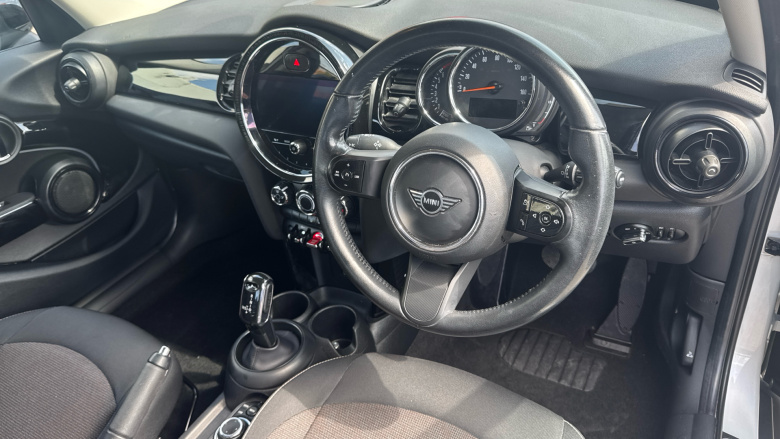 MINI Hatchback 1.5 Cooper Classic II 5dr Auto Petrol Hatchback